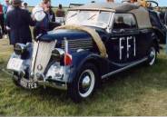 Renault Primaquatre coupé -FFI Photo R. Le Corff